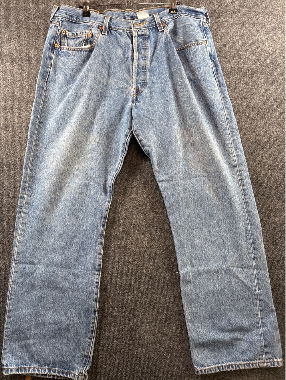Levi’s 501 Jeans Mens 36x30 Blue Denim Straight Leg Button Fly Classic